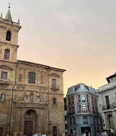 La Mejor Ubicacion En Oviedo. Casco Historico. * 오비에도