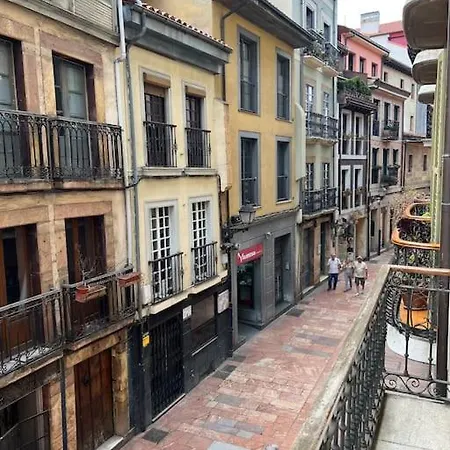 Апартаменты La Mejor Ubicacion En Oviedo. Casco Historico. *