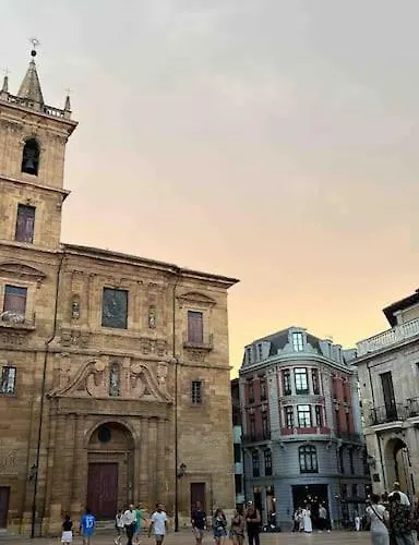 La Mejor Ubicacion En Oviedo. Casco Historico. * Oviedo