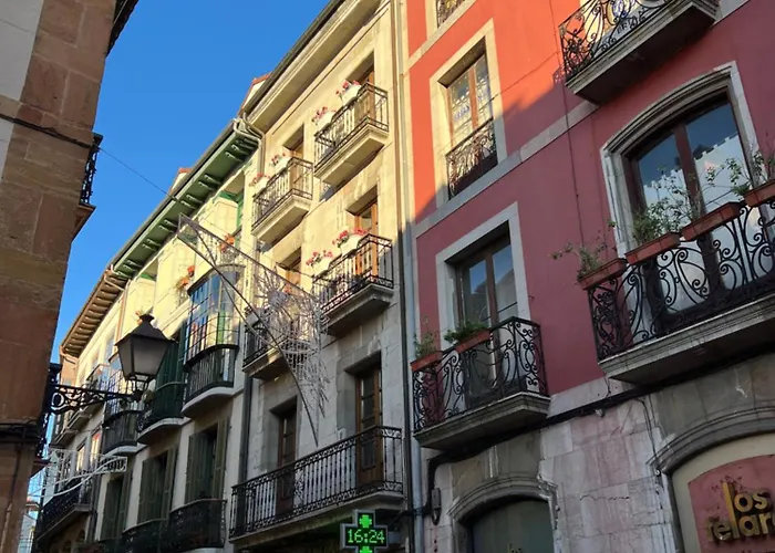La Mejor Ubicacion En Oviedo. Casco Historico. *